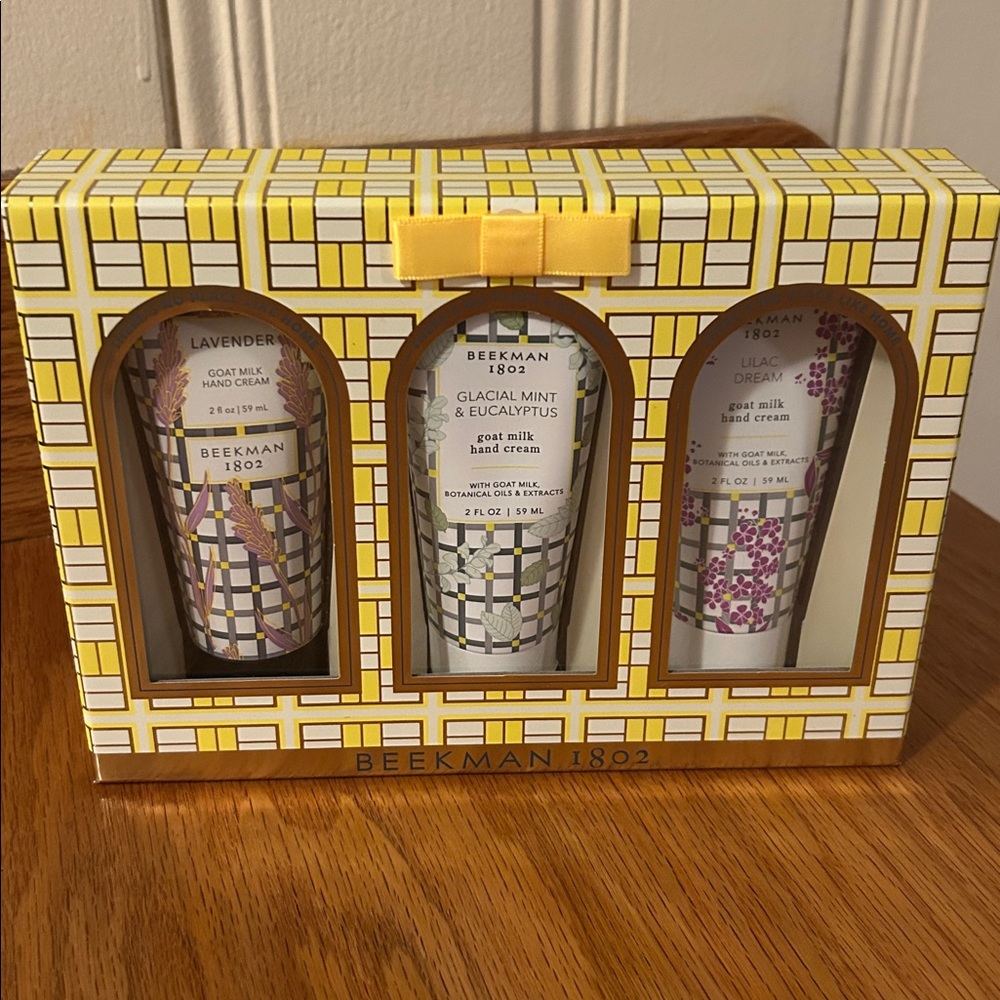 NIB Beekman 1802 3 piece travel size / gift set 2 ounce goat milk hand cream
